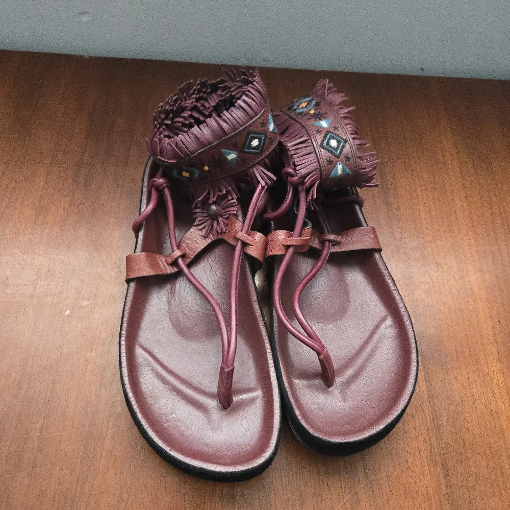 Isabel Marant Sandals With Fringed Ankle Bracelet